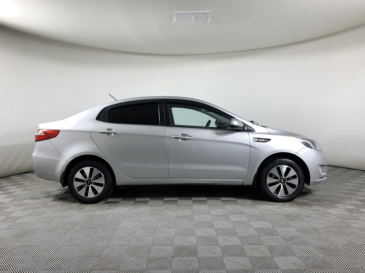 KIA Rio 1.6, 2012 года, Механика, СЕРЫЙ