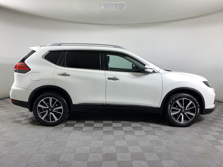 NISSAN X-Trail 2.5, 2019 года, Вариатор, БЕЛЫЙ