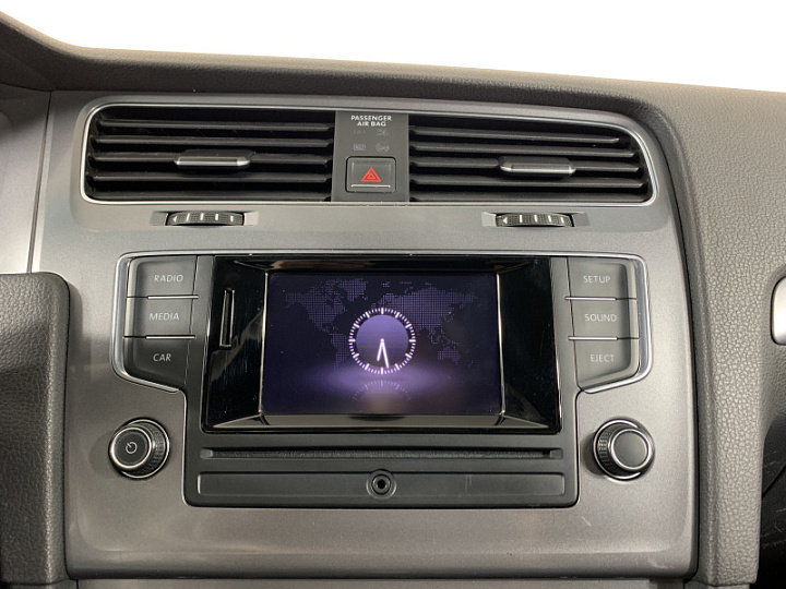 VOLKSWAGEN Golf 1.2, 2013 года, Робот, Серебристый
