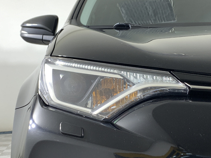 TOYOTA RAV4 2, 2017 года, Вариатор, Черный металлик