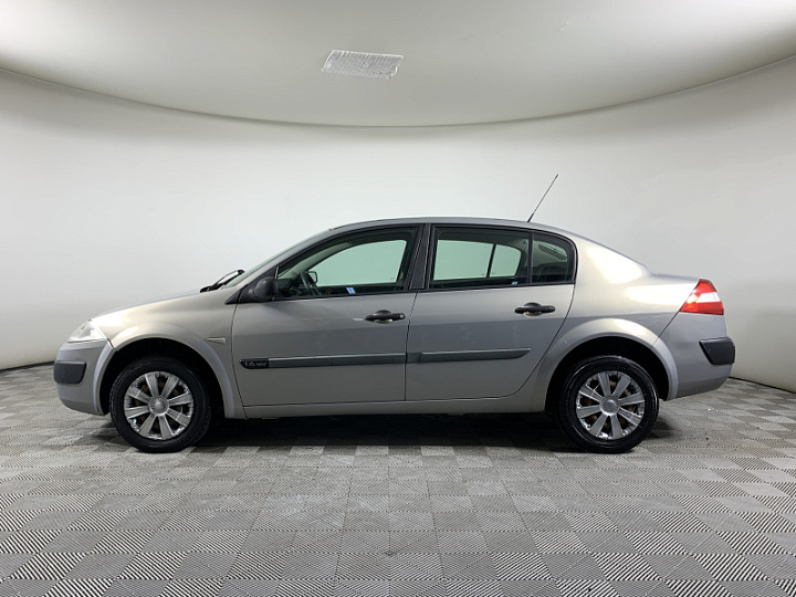 RENAULT Megane 1.6, 2005 года, Механика, Серо-бежевый