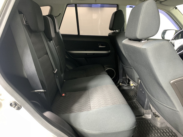 Suzuki Grand Vitara 2, 2014 года, Автоматическая, Серебристый