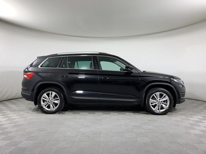SKODA Kodiaq 2, 2019 года, Автоматическая, ЧЕРНЫЙ