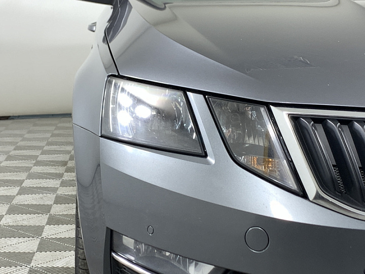 SKODA Octavia 1.4, 2018 года, Робот, ТЕМНО-СЕРЫЙ