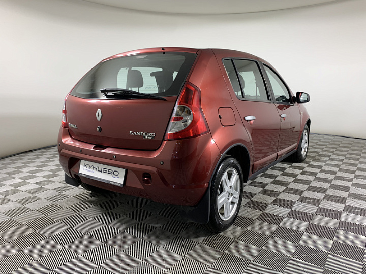 RENAULT Sandero 1.6, 2011 года, Автоматическая, КРАСНЫЙ