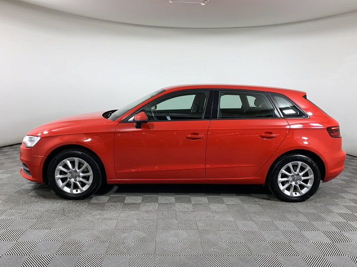 AUDI A3 1.4, 2013 года, Робот, КРАСНЫЙ