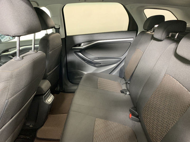 Lada Vesta 1.8, 2018 года, Механика, КОРИЧНЕВЫЙ