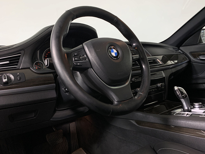 BMW 7 серии 4.4, 2012 года, Автоматическая, ЧЕРНЫЙ