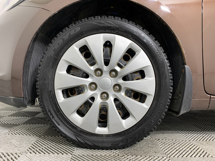 KIA Ceed 1.6, 2013 года, Механика, КОРИЧНЕВЫЙ
