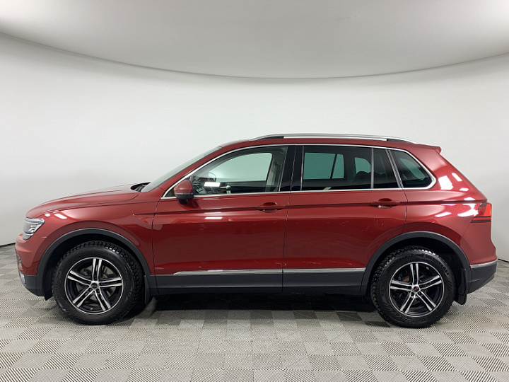 VOLKSWAGEN Tiguan 2, 2018 года, Робот, Вишневый