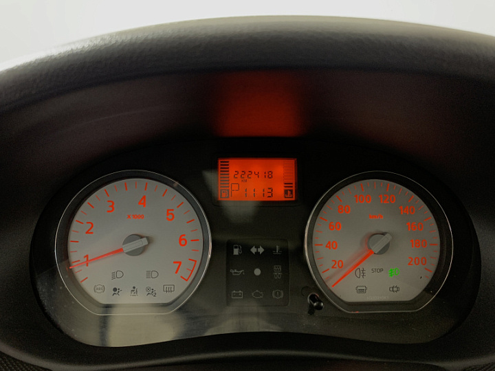 RENAULT Sandero 1.6, 2011 года, Автоматическая, КРАСНЫЙ