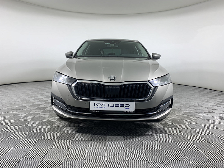SKODA Octavia 1.4, 2021 года, Автоматическая, КОРИЧНЕВЫЙ