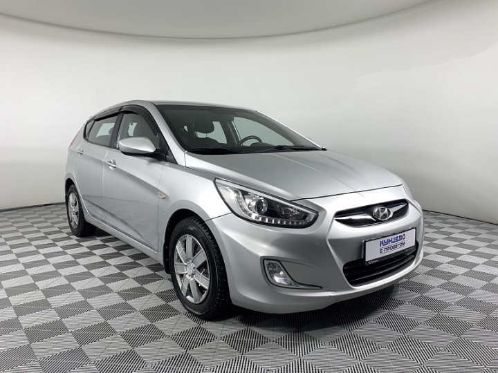 HYUNDAI Solaris 1.4, 2013 года, Автоматическая, Серебристый