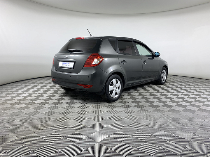 KIA Ceed 1.6, 2012 года, Автоматическая, Серебристый