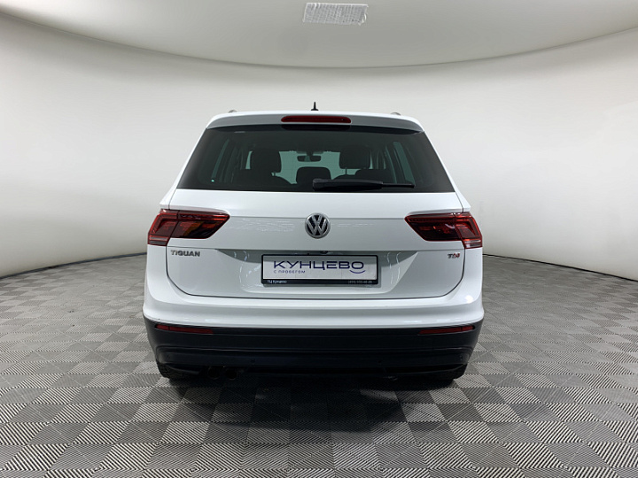 VOLKSWAGEN Tiguan 1.4, 2017 года, Робот, БЕЛЫЙ