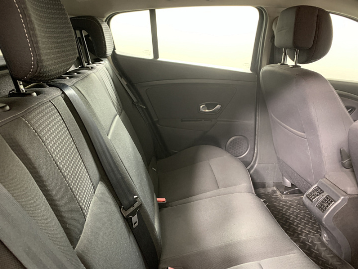 RENAULT Megane 1.6, 2010 года, Механика, ТЕМНО-СИНИЙ