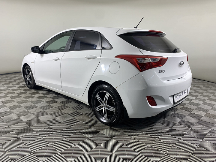Hyundai i30 1.6, 2015 года, Механика, БЕЛЫЙ