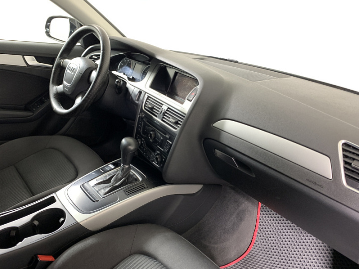 AUDI A4 1.8, 2010 года, Вариатор, ЧЕРНЫЙ