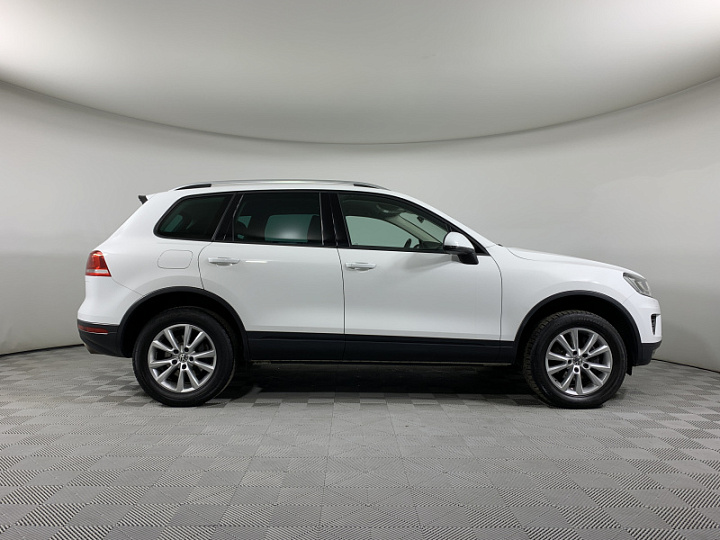 VOLKSWAGEN Touareg 3, 2018 года, Автоматическая, БЕЛЫЙ