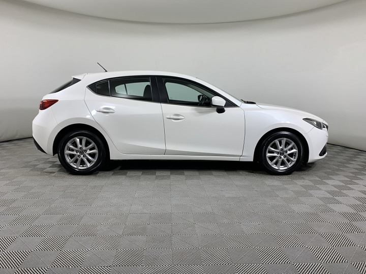 MAZDA 3 1.6, 2015 года, Автоматическая, БЕЛЫЙ