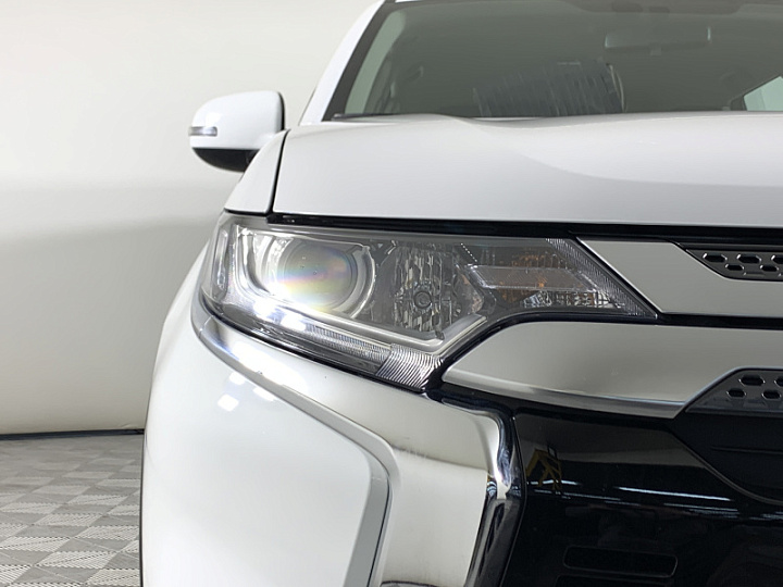 MITSUBISHI Outlander 2, 2021 года, Вариатор, БЕЛЫЙ