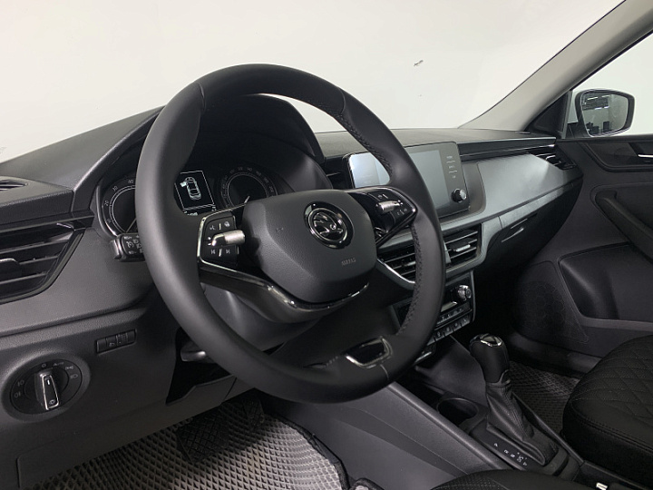 SKODA Rapid 1.6, 2021 года, Автоматическая, БЕЛЫЙ