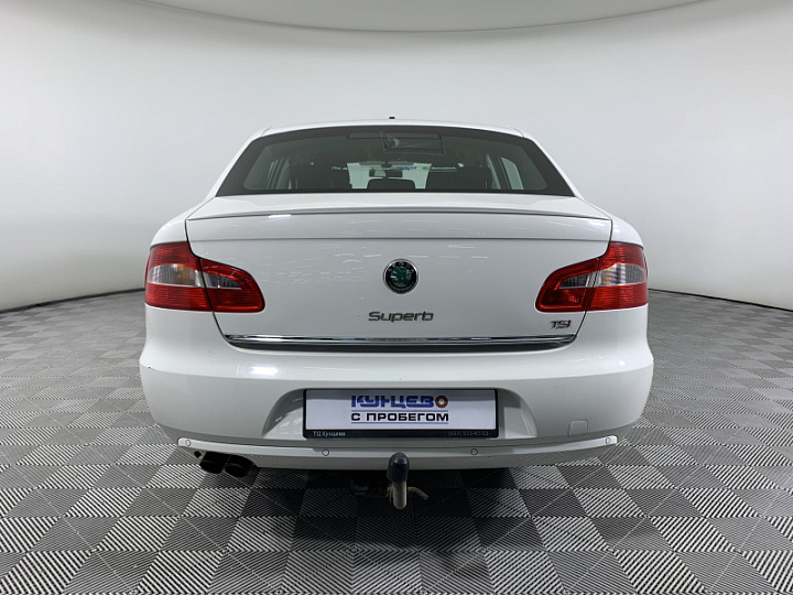 SKODA Superb 1.8, 2013 года, Робот, БЕЛЫЙ