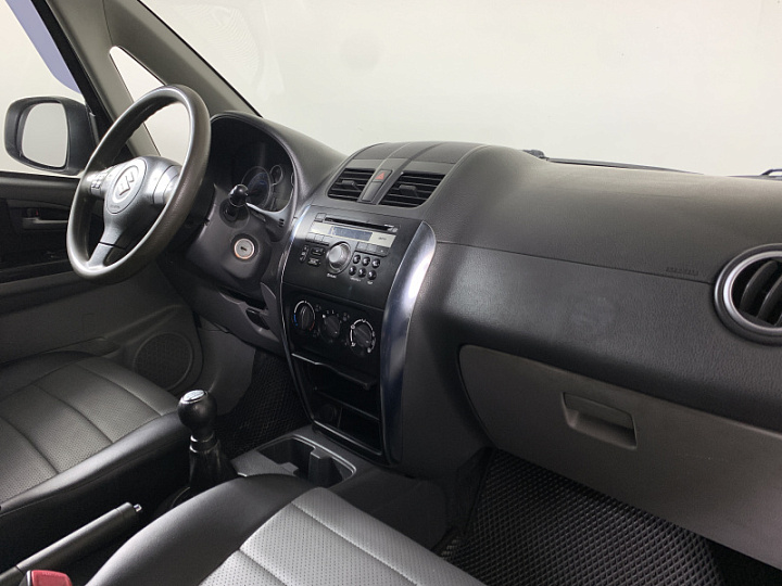 SUZUKI SX4 1.6, 2013 года, Механика, Серебристый