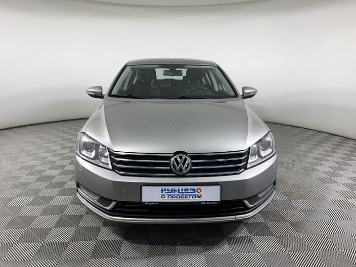 VOLKSWAGEN Passat 1.8, 2014 года, Механика, Серебристый