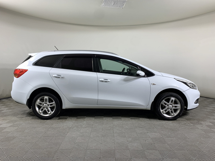KIA Ceed 1.6, 2012 года, Механика, БЕЛЫЙ