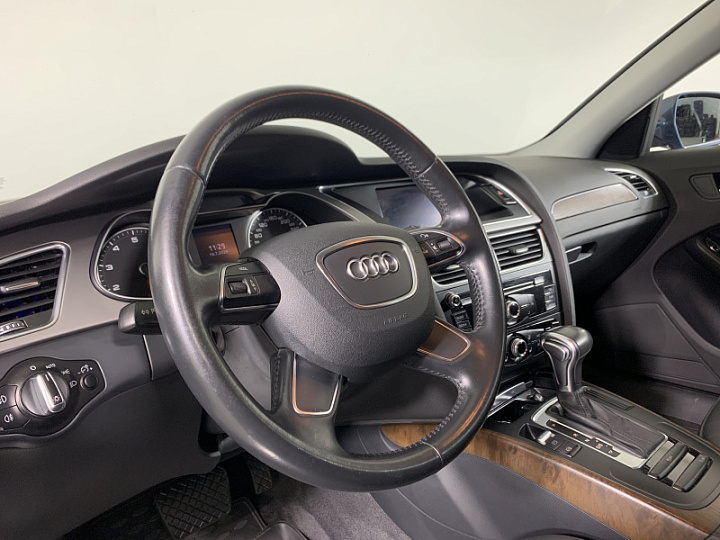 AUDI A4 1.8, 2015 года, Вариатор, серо-синий