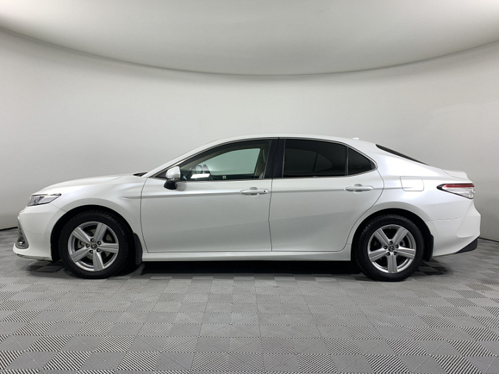TOYOTA Camry 2.5, 2021 года, Автоматическая, БЕЛЫЙ