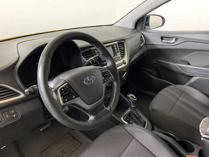 HYUNDAI Solaris 1.6, 2019 года, Автоматическая, ЖЕЛТЫЙ