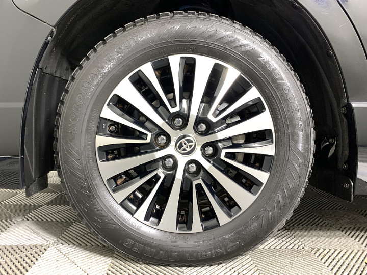 TOYOTA HiAce 2.8, 2020 года, Автоматическая, ЧЕРНЫЙ