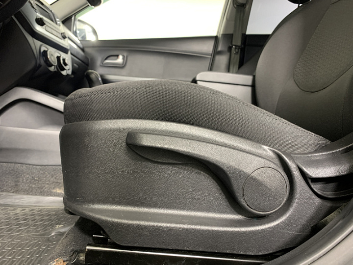 KIA Rio 1.4, 2014 года, Автоматическая, ЧЕРНЫЙ