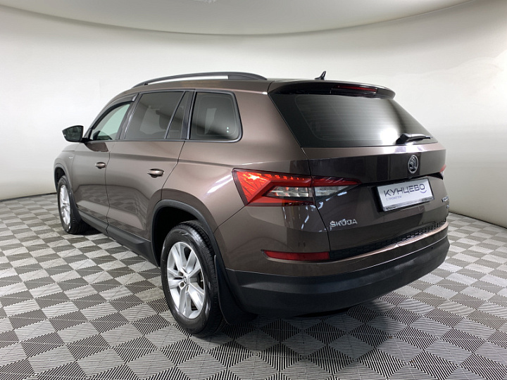 SKODA Kodiaq 2, 2018 года, Робот, КОРИЧНЕВЫЙ
