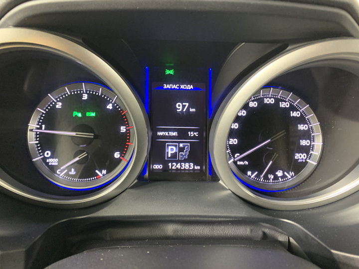TOYOTA Land Cruiser Prado 2.8, 2015 года, Автоматическая, ЧЕРНЫЙ