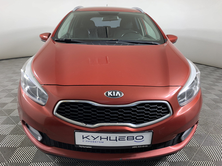 KIA Ceed 1.6, 2013 года, Автоматическая, КРАСНЫЙ