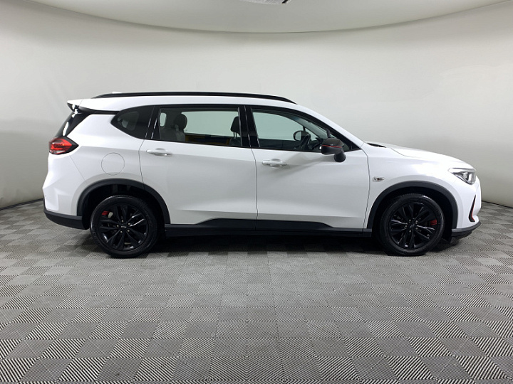 Chevrolet Orlando 1.4, 2022 года, Автоматическая, Белый