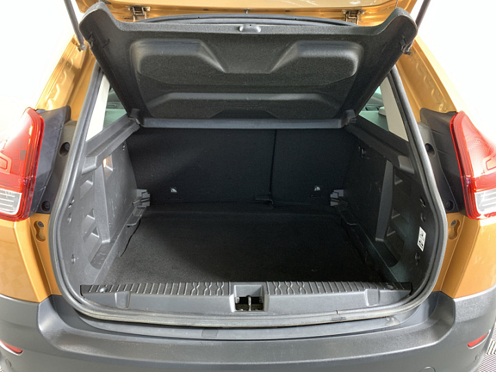 Lada XRAY 1.6, 2019 года, Вариатор, ОРАНЖЕВЫЙ