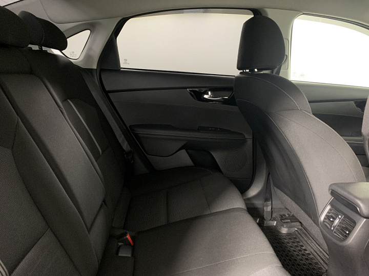 KIA Cerato 2, 2021 года, Автоматическая, ЧЕРНЫЙ