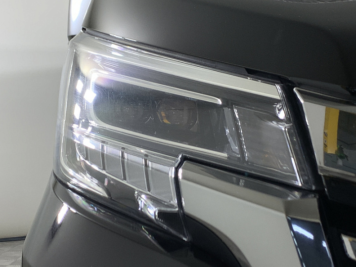 Toyota HiAce 2.8, 2020 года, Автоматическая, Черный
