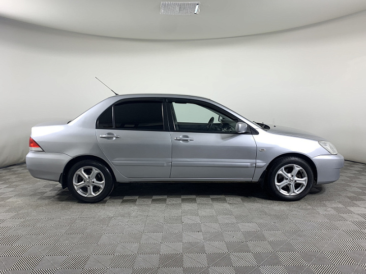 Mitsubishi Lancer 1.6, 2007 года, Механика, cеребристый