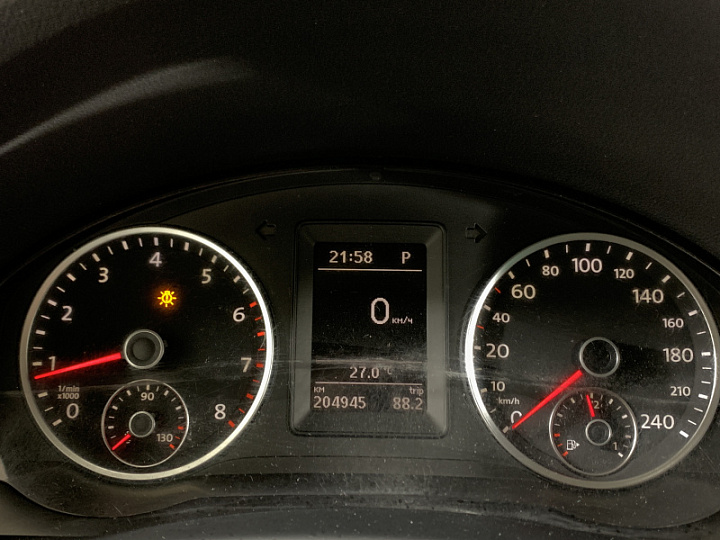 VOLKSWAGEN Tiguan 2, 2011 года, Автоматическая, БЕЛЫЙ