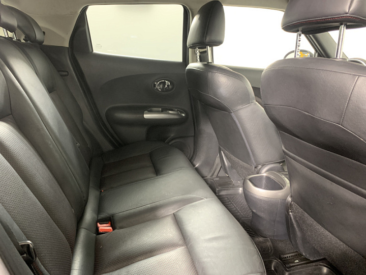 NISSAN Juke 1.6, 2010 года, Механика, ЧЕРНЫЙ