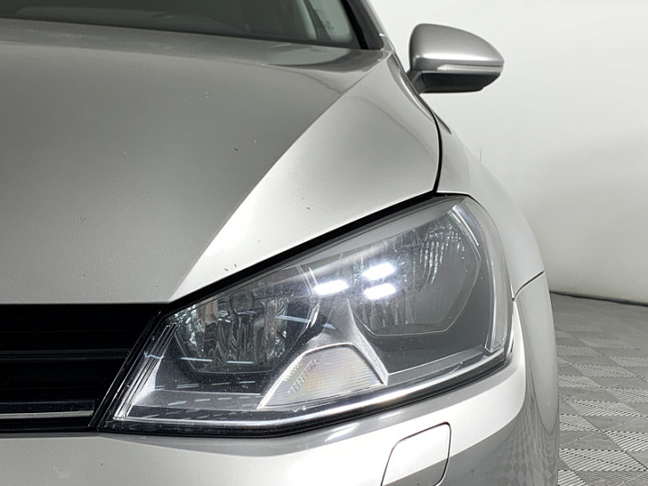 VOLKSWAGEN Golf 1.2, 2013 года, Робот, Серебристый