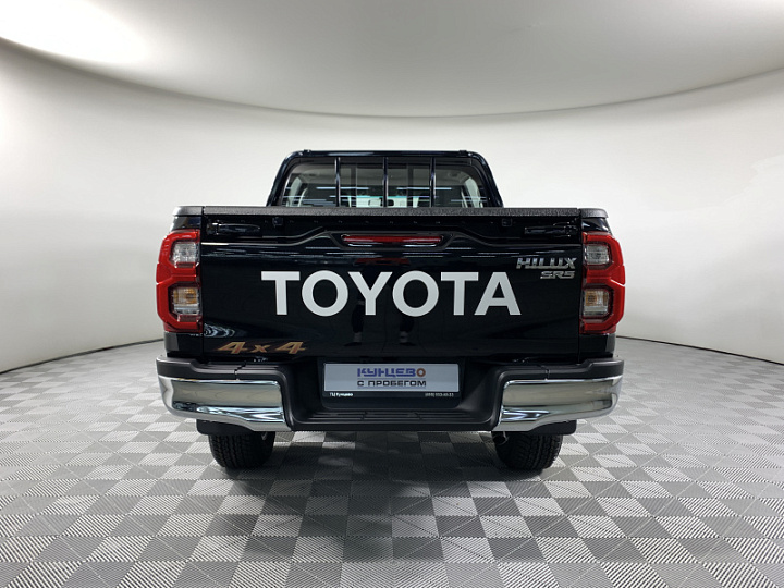 TOYOTA Hilux 2.7, 2022 года, Автоматическая, ЧЕРНЫЙ