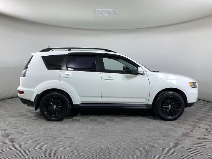 MITSUBISHI Outlander 2, 2011 года, Вариатор, БЕЛЫЙ