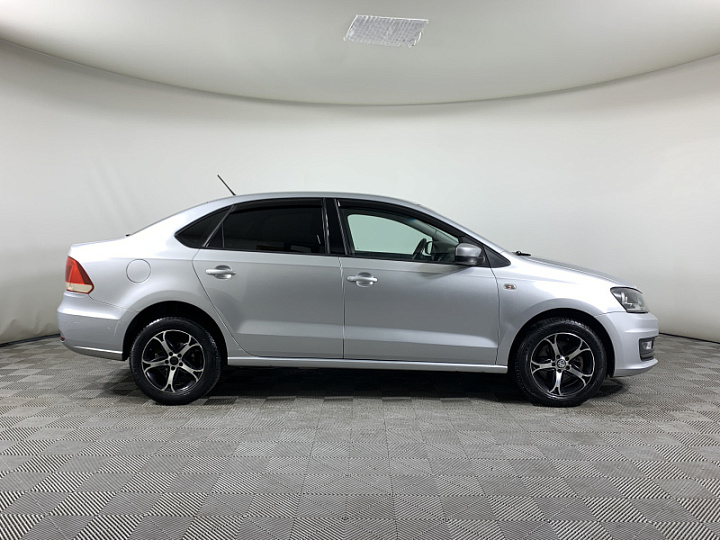 VOLKSWAGEN Polo 1.6, 2016 года, Автоматическая, Серебристый