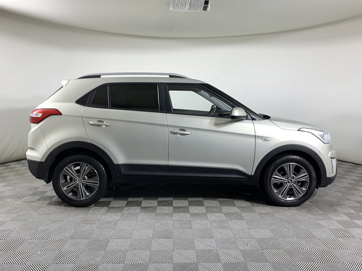 Hyundai Creta 1.6, 2018 года, Автоматическая, Бежевый
